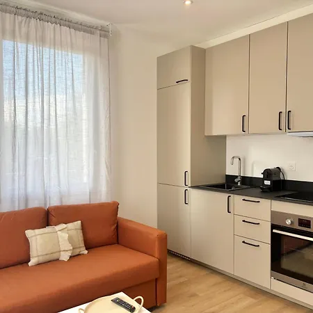 M115 M Off-------------------------- Apartament *